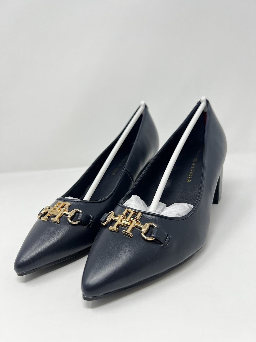 Tommy Hilfiger Women's 8M Nanya Dark Blue Block Heel Pumps